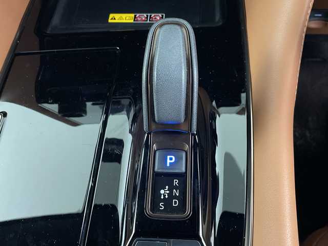 トヨタ ヴェルファイア ハイブリット エグゼクティブ ラウンジ 埼玉県 2023(令5)年 1.7万km プラチナホワイトパールマイカ 純正フリップダウンモニター/JBLプレミアムサウンド/左右独立ムーンルーフ/純正ナビ/(Bluetooth/HDMI/USB/AM/FM)/地デジフルセグ/CD/DVDキッド/全方位カメラ/前後ドライブレコーダー/ETC2.0/アダプティブクルーズコントロール/衝突軽減ブレーキ/ブラインドスポットモニター/車線逸脱警報/クリアランスソナー/オートマチックハイビーム/シートメモリー/シートヒーター・ベンチレーション/置くだけ充電/デジタルインナーミラー/パドルシフト/電子パーキングシステム/ブレーキホールド/電動格納ミラー/ウィンカーミラー/フロントフォグランプ/プッシュスタート/ステアリングリモコン/純正フロアマット/ドアバイザー/純正19インチアルミホイール