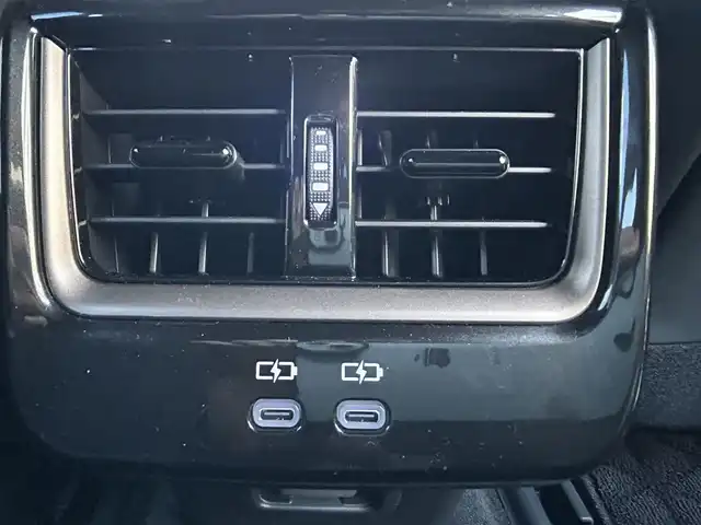 トヨタ クラウン スポーツ Z 長崎県 2024(令6)年 1.5万km ゴールドⅡ ワンオーナー/純正ディスプレイオーディオ（AM/FM/BT/フルセグTV/ミラキャスト)/プッシュスタート/ハンドルヒーター/ブレーキホールド/Cタイプ電源（フロント×２　リア×２）/ガラスルーフ/ビルトインETC2.0/ステアリングスイッチ/レザーシート/シートヒーター（D/N)/エアシート（D/N)/スマートフォン非接触充電/パワーバックドア/デジタルインナーミラー/パーキングアシスト/レーンキープアシスト/クルーズコントロール（追従あり）/オートライト/オートハイビーム/AC100V/パワーシート（D/N・メモリー）/電子サイドブレーキ