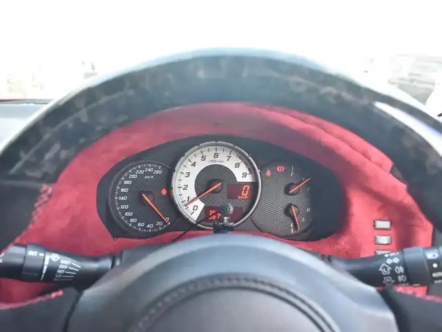 トヨタ ８６ GT リミテッド 神奈川県 2012(平24)年 5.7万km ライトニングレッド USトヨタ直輸入純正エンブレム/モデリスタエアロ（F・S・R）/TOM’S4本出しマフラー/：TOM’S4スモークテールレンズ/車高調/社外ディスプレイオーディオ/Bluetooth/バックカメラ/FM/AM/パイオニアパワードサブウーファー（）/プッシュスタート/ドライブレコーダー（前後）/社外シルバーメッキ19インチアルミホイール/：235/35R19/ハーフレザーシート/：シートヒーター前席/フロアマット