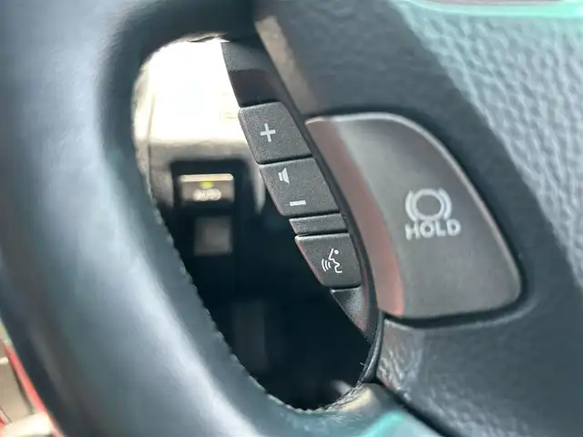 レクサス ＬＳ 460 バージョンU Iパッケージ 岡山県 2006(平18)年 6.9万km ホワイトパールクリスタルシャイン 純正HDDナビ/CD、MD、AM、FM、HDD/レクサスLSプレミアムサウンドシステム/バックカメラ/ビルトインETC/サンルーフ/全席パワーシート/全席シートヒーター/全席ベンチレーション/ステアリングヒーター/電動リアドアサンシェード/電動リアウィンドウサンシェード/コーナーポール/D席メモリーシート/前後コーナーセンサー/本木目本革ステアリング＆本革シフトノブ/クルーズコントロール/電動パーキングブレーキ/後席センターアームレスト/ソアサンシェード/ステアリングヒーター/メモリーシート