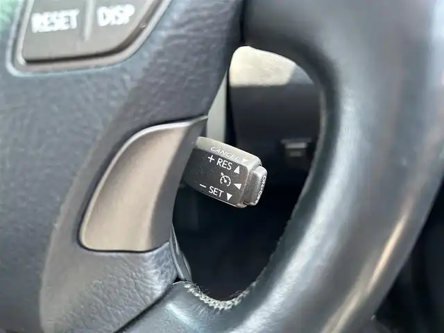 レクサス ＬＳ 460 バージョンU Iパッケージ 岡山県 2006(平18)年 6.9万km ホワイトパールクリスタルシャイン 純正HDDナビ/CD、MD、AM、FM、HDD/レクサスLSプレミアムサウンドシステム/バックカメラ/ビルトインETC/サンルーフ/全席パワーシート/全席シートヒーター/全席ベンチレーション/ステアリングヒーター/電動リアドアサンシェード/電動リアウィンドウサンシェード/コーナーポール/D席メモリーシート/前後コーナーセンサー/本木目本革ステアリング＆本革シフトノブ/クルーズコントロール/電動パーキングブレーキ/後席センターアームレスト/ソアサンシェード/ステアリングヒーター/メモリーシート