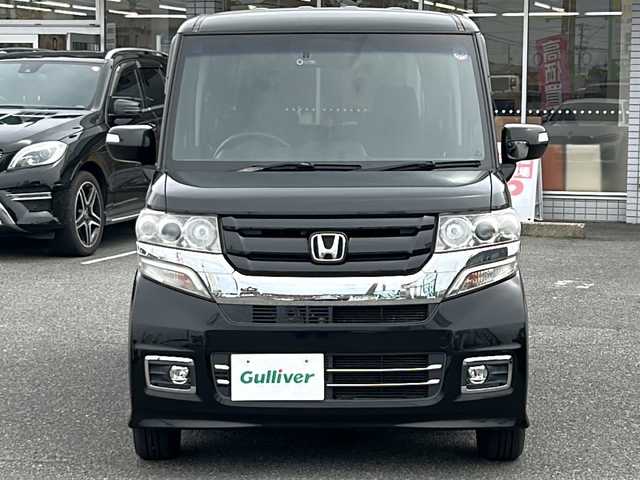 ホンダ Ｎ ＢＯＸ カスタム SSブラックSパッケージ 愛知県 2017(平29)年 3.9万km クリスタルブラックパール /禁煙//ナビ/フルセグ/CD/DVD/SD/MSV/BT//バックカメラ/ビルトインETC/ドラレコ//ステアリングスイッチ//シートヒーター//パワースライドドア//オートリトラウインカーミラー//シートバックテーブル//リアサンシェード//バニティミラー//純正HIDオートライト//純正LEDフォグ//フロアマット/ドアバイザー//純正14インチAW//新車時保証書//取扱説明書//ナビ取説//スペアスマートキー有