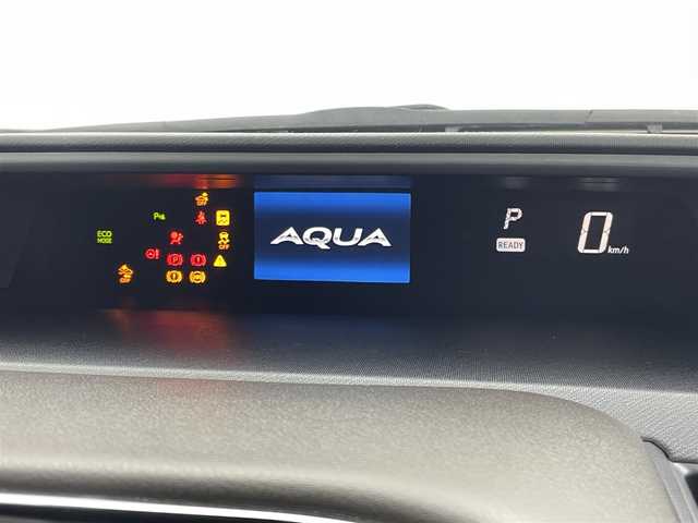 トヨタ アクア クロスオーバー グラム 茨城県 2020(令2)年 4.3万km オリーブマイカM 純正ナビ/バックカメラ/フルセグ/衝突被害軽減ブレーキ/車線逸脱抑制装置/オートマチックハイビーム/クリアランスソナー/ETC/ドラレコ/シートヒーター/純正16インチAW/LEDヘッドライト/スマートキー