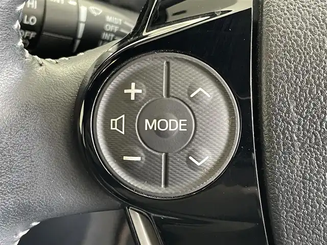 トヨタ アクア クロスオーバー グラム 埼玉県 2020(令2)年 4.3万km オリーブマイカM 純正ナビ/バックカメラ/フルセグ/衝突被害軽減ブレーキ/車線逸脱抑制装置/オートマチックハイビーム/クリアランスソナー/ETC/ドラレコ/シートヒーター/純正16インチAW/LEDヘッドライト/スマートキー