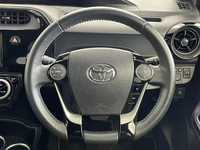 トヨタ アクア クロスオーバー グラム 埼玉県 2020(令2)年 4.3万km オリーブマイカM 純正ナビ/バックカメラ/フルセグ/衝突被害軽減ブレーキ/車線逸脱抑制装置/オートマチックハイビーム/クリアランスソナー/ETC/ドラレコ/シートヒーター/純正16インチAW/LEDヘッドライト/スマートキー