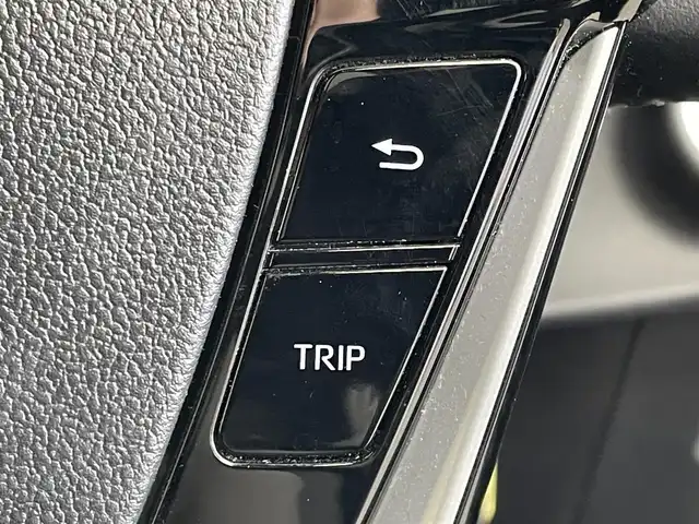 トヨタ アクア クロスオーバー グラム 埼玉県 2020(令2)年 4.3万km オリーブマイカM 純正ナビ/バックカメラ/フルセグ/衝突被害軽減ブレーキ/車線逸脱抑制装置/オートマチックハイビーム/クリアランスソナー/ETC/ドラレコ/シートヒーター/純正16インチAW/LEDヘッドライト/スマートキー