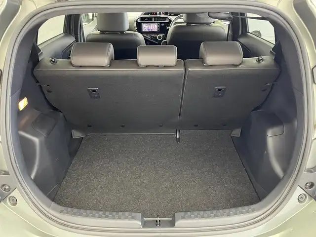 トヨタ アクア クロスオーバー グラム 埼玉県 2020(令2)年 4.3万km オリーブマイカM 純正ナビ/バックカメラ/フルセグ/衝突被害軽減ブレーキ/車線逸脱抑制装置/オートマチックハイビーム/クリアランスソナー/ETC/ドラレコ/シートヒーター/純正16インチAW/LEDヘッドライト/スマートキー