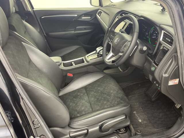 ホンダ シャトル ハイブリッド X ホンダセンシング 岐阜県 2018(平30)年 10万km ミッドナイトブルービームM ホンダセンシング/社外8インチナビ/（CD/DVD/Bluetooth/SD）/バックカメラ/レーダークルコン/前方ドライブレコーダー/前席シートヒーター/ハーフレザーシート/パドルシフト/ステアリングスイッチ/フォグランプ/オートLEDヘッドライト/プッシュスタート/スマートキー/ビルトインETC