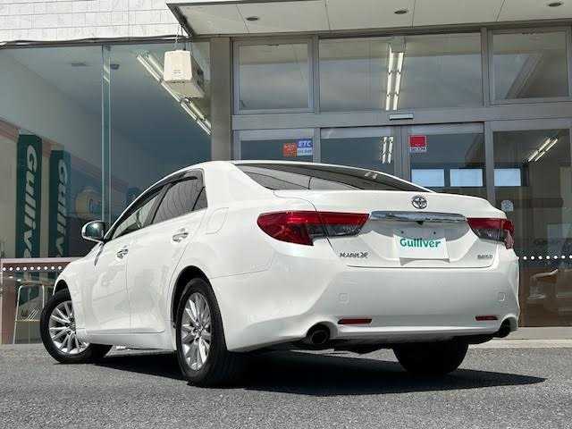 トヨタ マークＸ 250G 埼玉県 2014(平26)年 7.4万km ホワイトパールクリスタルシャイン 純正SDナビ/【CD/DVD/フルセグ/Bluetooth】/バックカメラ/ETC/HID/スマートキー　/プッシュスタート　/フォグランプ　/革巻ステアリング/横滑り防止装置　/スペアキー/保証書/取扱説明書