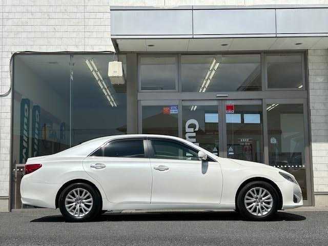 トヨタ マークＸ 250G 埼玉県 2014(平26)年 7.4万km ホワイトパールクリスタルシャイン 純正SDナビ/【CD/DVD/フルセグ/Bluetooth】/バックカメラ/ETC/HID/スマートキー　/プッシュスタート　/フォグランプ　/革巻ステアリング/横滑り防止装置　/スペアキー/保証書/取扱説明書