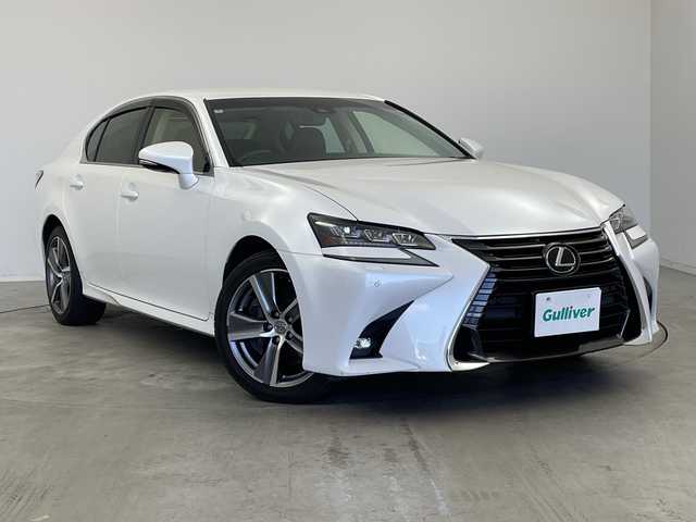 レクサス ＧＳ 350 Iパッケージ 新潟県 2016(平28)年 6.9万km ソニッククォーツ 4WD/純正メモリナビ/　フルセグTV/Bluetooth/USB/CD/DVD/レーダークルーズコントロール/衝突被害軽減ブレーキ/レーンキープアシスト/ブラインドスポットモニター/リヤカメラディテクション/前後コーナーセンサー/レザーシート/前席シートヒーター/前席シートベンチレーション/前席パワーシート/D席メモリーシート/バックモニター/ビルトインETC2.0/ステアリングヒーター/3眼LEDヘッドライト/オートマチックハイビーム/オートライト/パドルシフト/レザーステアリング/ステアリングスイッチ