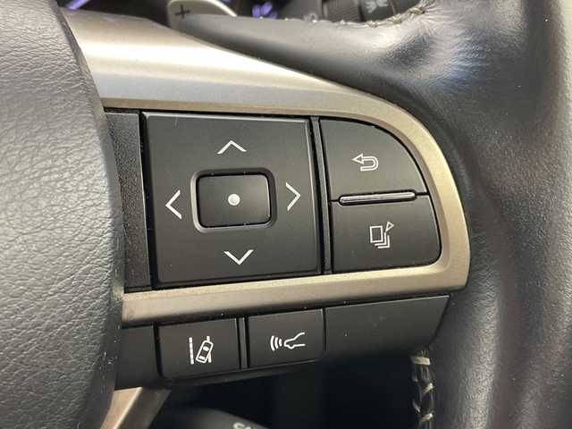 レクサス ＧＳ 350 Iパッケージ 新潟県 2016(平28)年 6.9万km ソニッククォーツ 4WD/純正メモリナビ/　フルセグTV/Bluetooth/USB/CD/DVD/レーダークルーズコントロール/衝突被害軽減ブレーキ/レーンキープアシスト/ブラインドスポットモニター/リヤカメラディテクション/前後コーナーセンサー/レザーシート/前席シートヒーター/前席シートベンチレーション/前席パワーシート/D席メモリーシート/バックモニター/ビルトインETC2.0/ステアリングヒーター/3眼LEDヘッドライト/オートマチックハイビーム/オートライト/パドルシフト/レザーステアリング/ステアリングスイッチ