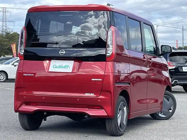 日産 ルークス X ターボ 道央・札幌 2024(令6)年 0.7万km スパークリングレッドM ４WD/純正ディーラーOPナビ/CD/SD/BT/フルセグ/エマージェンシーブレーキ/横滑り防止装置/レーンキープアシスト/クリアランスソナー/アラウンドビューモニター/アイドリングストップ/両側パワースライドドア/前席シートヒーター/ステアリングリモコン/ハンドルヒーター/プッシュスタート/スマートキー/LEDヘッドライト/オートライト/オートハイビーム/ヘッドライトレベライザー/電動格納ミラー/純正フロアマット/スペアキー