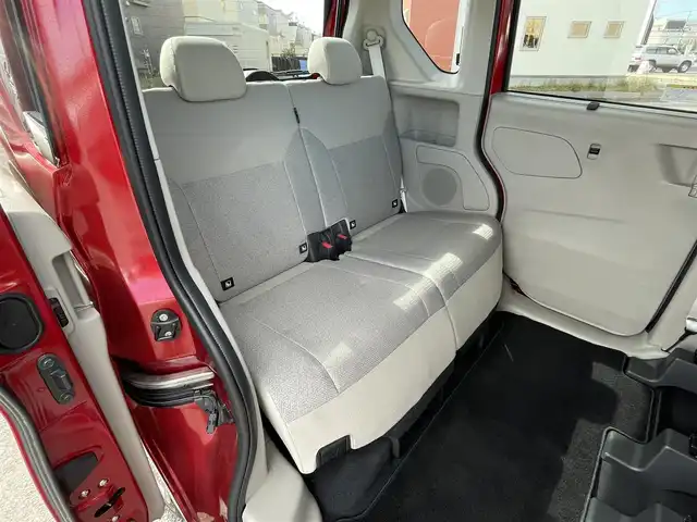 日産 ルークス X ターボ 道央・札幌 2024(令6)年 0.7万km スパークリングレッドM ４WD/純正ディーラーOPナビ/CD/SD/BT/フルセグ/エマージェンシーブレーキ/横滑り防止装置/レーンキープアシスト/クリアランスソナー/アラウンドビューモニター/アイドリングストップ/両側パワースライドドア/前席シートヒーター/ステアリングリモコン/ハンドルヒーター/プッシュスタート/スマートキー/LEDヘッドライト/オートライト/オートハイビーム/ヘッドライトレベライザー/電動格納ミラー/純正フロアマット/スペアキー