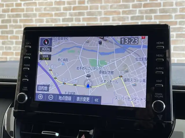 トヨタ カローラツーリング ハイブリッド ダブルバイビー 岩手県 2021(令3)年 8.8万km ホワイトパールクリスタルシャイン ４WD/ヘッドアップディスプレイ/トヨタセーフティセンス/プリクラッシュセーフティ/レーダークルーズコントロール/レーントレーシングアシスト/オートマチックハイビーム/ブラインドスポットモニター/リヤクロストラフィックアラート/クリアランスソナー/横滑り防止装置/オートブレーキホールド/前席シートヒーター/ステアリングヒーター/AC100V1500Wアクセサリーコンセント/純正ディスプレイオーディオ/ナビゲーション機能/フルセグTV/CD・DVDデッキ/バックカメラ/ETC2.0/ドライブレコーダー/LEDヘッドランプ/純正１７インチアルミホイール