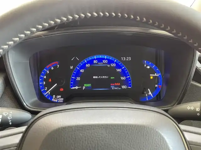 トヨタ カローラツーリング ハイブリッド ダブルバイビー 岩手県 2021(令3)年 8.8万km ホワイトパールクリスタルシャイン ４WD/ヘッドアップディスプレイ/トヨタセーフティセンス/プリクラッシュセーフティ/レーダークルーズコントロール/レーントレーシングアシスト/オートマチックハイビーム/ブラインドスポットモニター/リヤクロストラフィックアラート/クリアランスソナー/横滑り防止装置/オートブレーキホールド/前席シートヒーター/ステアリングヒーター/AC100V1500Wアクセサリーコンセント/純正ディスプレイオーディオ/ナビゲーション機能/フルセグTV/CD・DVDデッキ/バックカメラ/ETC2.0/ドライブレコーダー/LEDヘッドランプ/純正１７インチアルミホイール