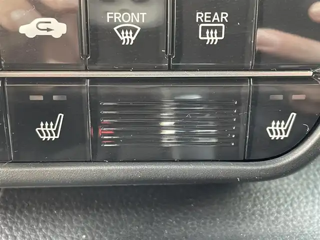 ホンダ Ｎ ＢＯＸ カスタム G L ターボ ホンダセンシング 東京都 2020(令2)年 5万km クリスタルブラックパール オーディオレス/両側電動スライドドア　/レーダークルーズコントロールシステム　/シートヒーター　/ＥＴＣ　/パドルシフト　/バックカメラ　/純正フロアマット　/ＡＢＳ　/横滑り防止装置　/コーナーセンサー　/レーンアシスト　/盗難防止装置/オートライト/衝突被害軽減ブレーキ