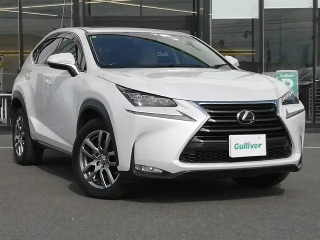 レクサス ＮＸ 200t バージョンL 茨城県 2016(平28)年 6.6万km ソニッククォーツ 純正ナビ/【AM・FM・CD・DVD・SD・USB・BT・VTR・AUX・TV】/サンルーフ/シートヒーター/エアシート/パワーシート/シートメモリ/ステアリングヒーター/100V電源/電動リアゲート/パドルシフト/レーダークルコン/ETC/Bカメラ/前後ドラレコ/ブレーキホールド/MTモード付AT/ステリモ