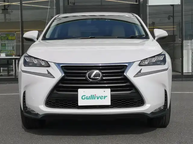 レクサス ＮＸ 200t バージョンL 茨城県 2016(平28)年 6.6万km ソニッククォーツ 純正ナビ/【AM・FM・CD・DVD・SD・USB・BT・VTR・AUX・TV】/サンルーフ/シートヒーター/エアシート/パワーシート/シートメモリ/ステアリングヒーター/100V電源/電動リアゲート/パドルシフト/レーダークルコン/ETC/Bカメラ/前後ドラレコ/ブレーキホールド/MTモード付AT/ステリモ
