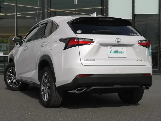 レクサス ＮＸ 200t バージョンL 茨城県 2016(平28)年 6.6万km ソニッククォーツ 純正ナビ/【AM・FM・CD・DVD・SD・USB・BT・VTR・AUX・TV】/サンルーフ/シートヒーター/エアシート/パワーシート/シートメモリ/ステアリングヒーター/100V電源/電動リアゲート/パドルシフト/レーダークルコン/ETC/Bカメラ/前後ドラレコ/ブレーキホールド/MTモード付AT/ステリモ