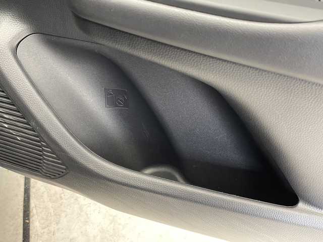 トヨタ プリウス U 愛知県 2024(令6)年 2.7万km グレー セーフティセンス　/純正８型ＤＡ　/レーダークルコン　/シートヒーター　/バックカメラ　/コーナーセンサー　/ＥＴＣ２．０　/ＬＥＤヘッド　/レーンキープ　/オートハイビーム　/前後ドラレコ　/プッシュスタート　/スマートキー