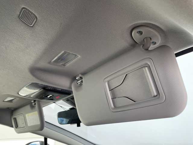 トヨタ プリウス U 愛知県 2024(令6)年 2.7万km グレー セーフティセンス　/純正８型ＤＡ　/レーダークルコン　/シートヒーター　/バックカメラ　/コーナーセンサー　/ＥＴＣ２．０　/ＬＥＤヘッド　/レーンキープ　/オートハイビーム　/前後ドラレコ　/プッシュスタート　/スマートキー