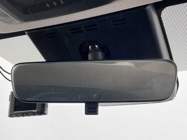 トヨタ プリウス U 愛知県 2024(令6)年 2.7万km グレー セーフティセンス　/純正８型ＤＡ　/レーダークルコン　/シートヒーター　/バックカメラ　/コーナーセンサー　/ＥＴＣ２．０　/ＬＥＤヘッド　/レーンキープ　/オートハイビーム　/前後ドラレコ　/プッシュスタート　/スマートキー