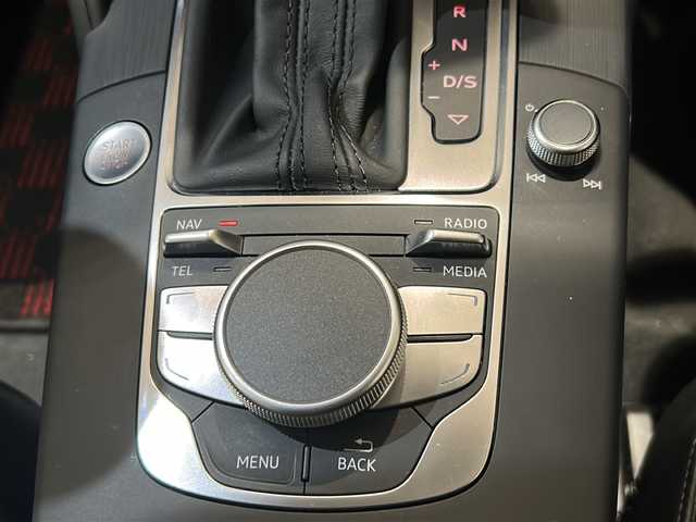 アウディ Ａ３ スポーツバック 1．4 TFSI 新潟県 2014(平26)年 3.9万km ブリリアントレッド MMIナビゲーションシステム/・ステアリングマルチファンクション/・パドルシフト/フルセグTV/Bluetooth/USB/CD/DVD/アクティブクルーズコントロール/ドライブレコーダー/ビルトインETC/レザーパッケージ/・ミラノレザー/・パワーシート/・ランバーサポート４ウェイ/・シートヒーター/コンビニエンスパッケージ/・アドバンストキー/・リヤビューカメラ/・アウディパーキングシステム