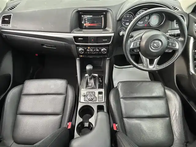 マツダ ＣＸ－５ XD Lパッケージ 大阪府 2016(平28)年 19万km クリスタルホワイトパールマイカ 純正ナビ/   CD/DVD/Bluetooth/USB/バックサイドモニター（左サイド）/衝突軽減ブレーキ/横滑り防止装置/コーナーセンサー　/ＢＳＭ/前席シートヒーター/前席パワーシート（運転席のみメモリー付き）/レーダークルーズコントロール/レーンキープアシスト/パドルシフト/アイドリングストップ/前後ドライブレコーダー/オートマチックハイビーム/純正19インチアルミホイール/プッシュスタート/スマートキー/ＥＴＣ/ＬＥＤ/禁煙車