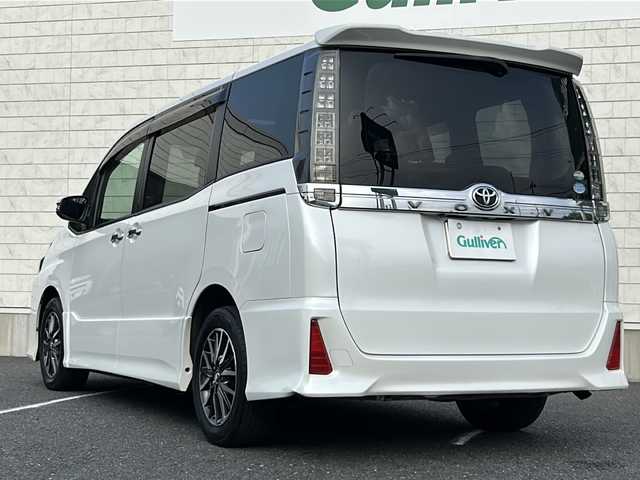 トヨタ ヴォクシー ZS 煌Ⅱ 千葉県 2016(平28)年 9万km ホワイトパールクリスタルシャイン ワンオーナー/純正9型SDナビ【NSZT-Y66T】/フルセグTV/DVD/CD/Bluetooth/12型フリップダウンモニター/バックカメラ/ETC/衝突軽減ブレーキ/レーンキープアシスト/LEDヘッドライト/純正16インチアルミホイール/スマートキー/LEDヘッドライト/オートライト/ステアリングスイッチ/ドアバイザー/社外フロアマット/スペアキー/保証書/取扱説明書