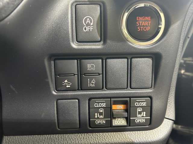 トヨタ ノア Si ダブルバイビーⅡ 愛媛県 2020(令2)年 3.8万km ブラック 純正10インチナビ/(Bluetooth/フルセグ)/フロント/バックカメラ/純正12インチフリップダウンモニター/前後ドライブレコーダー(CL-03AP)/衝突被害軽減ブレーキ/レーンキープアシスト/コーナーセンサー/USB/ETC2.0/オートマチックハイビーム/オートライト/フォグランプ/アイドリングストップ/サイドサンシェード/ステアリングスイッチ/スペアキー/取扱説明書/保証書