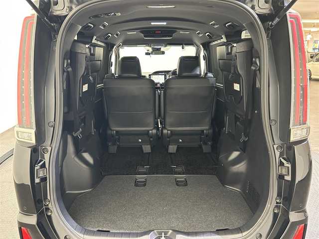 トヨタ ノア Si ダブルバイビーⅡ 愛媛県 2020(令2)年 3.8万km ブラック 純正10インチナビ/(Bluetooth/フルセグ)/フロント/バックカメラ/純正12インチフリップダウンモニター/前後ドライブレコーダー(CL-03AP)/衝突被害軽減ブレーキ/レーンキープアシスト/コーナーセンサー/USB/ETC2.0/オートマチックハイビーム/オートライト/フォグランプ/アイドリングストップ/サイドサンシェード/ステアリングスイッチ/スペアキー/取扱説明書/保証書