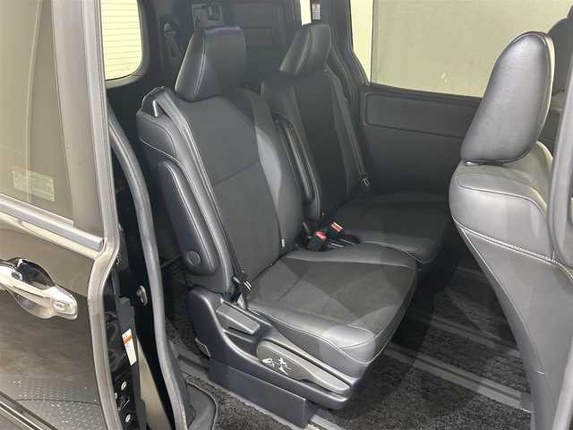 トヨタ ノア Si ダブルバイビーⅡ 愛媛県 2020(令2)年 3.8万km ブラック 純正10インチナビ/(Bluetooth/フルセグ)/フロント/バックカメラ/純正12インチフリップダウンモニター/前後ドライブレコーダー(CL-03AP)/衝突被害軽減ブレーキ/レーンキープアシスト/コーナーセンサー/USB/ETC2.0/オートマチックハイビーム/オートライト/フォグランプ/アイドリングストップ/サイドサンシェード/ステアリングスイッチ/スペアキー/取扱説明書/保証書