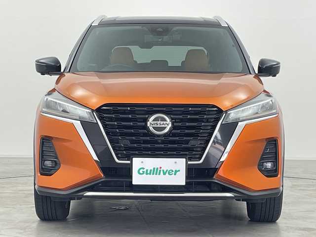 日産 キックス X ツートーンインテリアED 群馬県 2020(令2)年 1万km プレミアムホライズンオレンジ/ピュアブラック 2トーン 純正９型ナビ　全周囲カメラ　プロパイロット　デジタルインナーミラー　ステアリングヒーター　ドライブレコーダー　レザーステアリング　アダプティブクルーズコントロール　アイドリングストップ　禁煙車