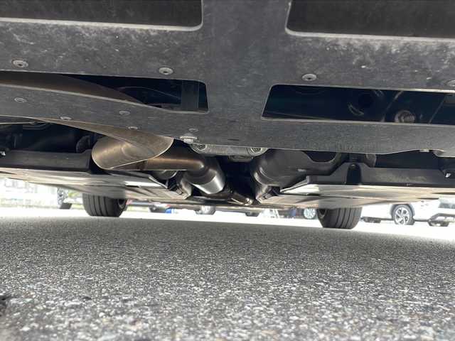 トヨタ ８６ GR 富山県 2018(平30)年 2.6万km クリスタルホワイトパール 6速MT/純正SDナビ（NSZT-W66T）/フルセグ/Bluetooth/バックカメラ/ETC/ドライブレコーダー/GR専用キャリパー/GR専用レカロシート/社外水温メーター/社外油圧メーター/社外油温メーター/クルーズコントロール/レーダー探知機