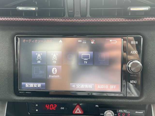 トヨタ ８６ GR 富山県 2018(平30)年 2.6万km クリスタルホワイトパール 6速MT/純正SDナビ（NSZT-W66T）/フルセグ/Bluetooth/バックカメラ/ETC/ドライブレコーダー/GR専用キャリパー/GR専用レカロシート/社外水温メーター/社外油圧メーター/社外油温メーター/クルーズコントロール/レーダー探知機