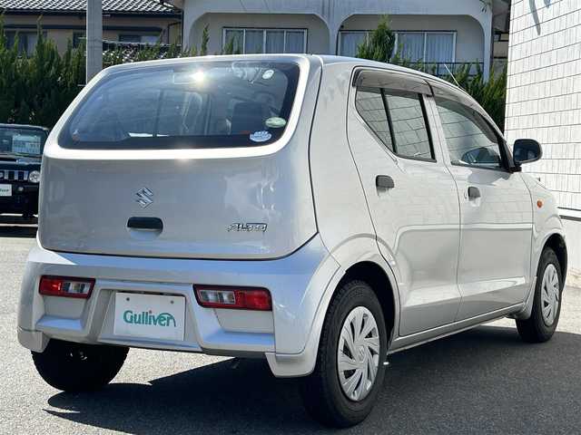 スズキ アルト F 山口県 2015(平27)年 1.9万km シルキーシルバーメタリック ５速マニュアル/ワンオーナー/禁煙車/Ｗエアバック/キーレスエントリー/純正ＣＤ/横滑り防止装置/走行１８４６２Ｋｍ/取扱説明書/保証書/フロアマット/スペアキー/夏冬タイヤ有り