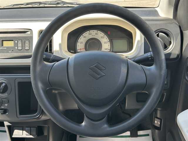 スズキ アルト F 山口県 2015(平27)年 1.9万km シルキーシルバーメタリック ５速マニュアル/ワンオーナー/禁煙車/Ｗエアバック/キーレスエントリー/純正ＣＤ/横滑り防止装置/走行１８４６２Ｋｍ/取扱説明書/保証書/フロアマット/スペアキー/夏冬タイヤ有り