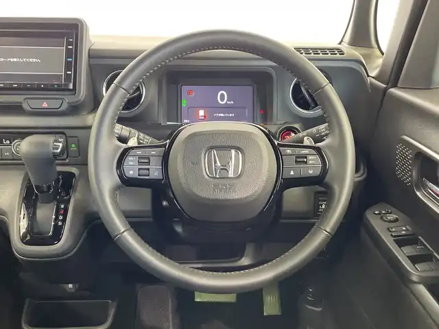 ホンダ Ｎ ＢＯＸ カスタム ターボ 栃木県 2023(令5)年 0.5万km クリスタルブラックパール 純正ナビ/（Bluetooth/CD/フルセグTV）/バックカメラ/ホンダセンシング/・衝突軽減ブレーキ/・誤発進抑制機能/・アダプティブクルーズコントロール/・車線維持支援システム/・路外逸脱抑制機能/・先行車発進お知らせ機能/・標識認識機能/・オートハイビーム/両側パワースライドドア/ハーフレザーシート/シートヒーター/LEDヘッドライト/パドルシフト/スマートキー/アイドリングストップ/ステアリングスイッチ/電動格納ミラー/純正フロアマット/純正アルミホイール