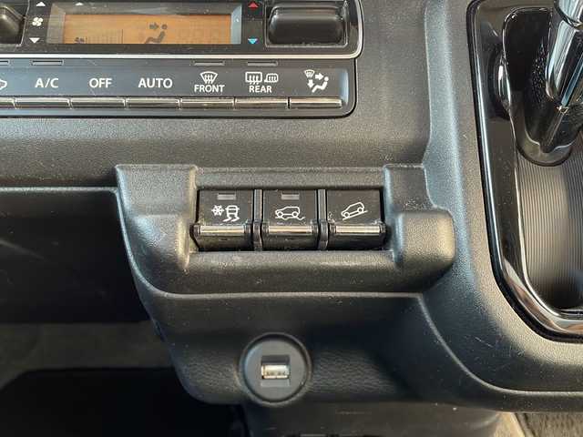 スズキ ハスラー HYBRID X ターボ 青森県 2020(令2)年 11.5万km デニムブルー ガンメタリック 2トーン ・4WD/・純正メーカーナビ/・フルセグTV/BT/AM/FM/CD/DVD/・衝突軽減装置/・横滑り抑制装置/・レーンキープアシスト/・レーダークルーズコントロール/・アラウンドビューモニター/・コーナーセンサー/・D＋N席シートヒーター/・社外ETC/・オートライト/・ダウンヒルアシスト/・純正フロアマット/・LEDヘッドライト/・スペアキー/・ドアバイザー/・純正15AW