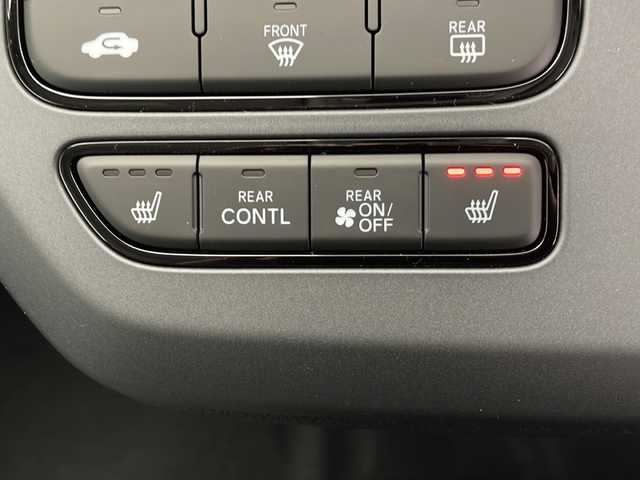 ホンダ フリード ハイブリット e:HEV AIR EX 長野県 2025(令7)年 0.1千km クリスタルブラックパール 登録済未使用車/純正9インチナビ/（フルセグ/Bluetooth/AppleCarPlay/AndroidAuto)/バックカメラ/ホンダセンシング/・衝突軽減ブレーキ/・レーンキープアシスト/・レーダークルーズコントロール/・ブラインドスポットモニター/・踏み間違い防止/・前後コーナーセンサー/両側電動スライドドア/電子パーキング/リア席サンシェード/LEDヘッドライト/オートライト/ウィンカーミラー/ハーフレザーシート/取扱説明書/保証書/スマートキー/スペアキー