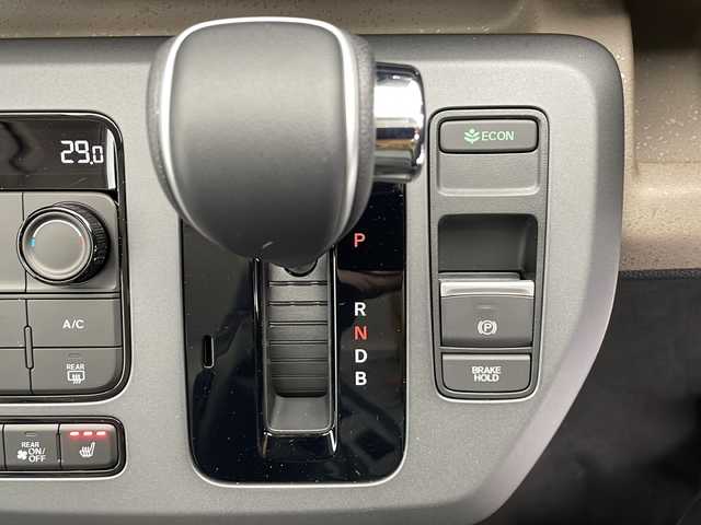 ホンダ フリード ハイブリット e:HEV AIR EX 長野県 2025(令7)年 0.1千km クリスタルブラックパール 登録済未使用車/純正9インチナビ/（フルセグ/Bluetooth/AppleCarPlay/AndroidAuto)/バックカメラ/ホンダセンシング/・衝突軽減ブレーキ/・レーンキープアシスト/・レーダークルーズコントロール/・ブラインドスポットモニター/・踏み間違い防止/・前後コーナーセンサー/両側電動スライドドア/電子パーキング/リア席サンシェード/LEDヘッドライト/オートライト/ウィンカーミラー/ハーフレザーシート/取扱説明書/保証書/スマートキー/スペアキー