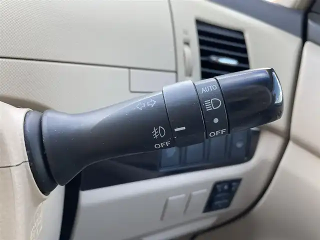 トヨタ エスティマ アエラス 岩手県 2012(平24)年 10.2万km ブラック (株)IDOMが運営する【じしゃロン盛岡店】の自社ローン専用車両になりますこちらは現金またはオートローンご利用時の価格です。自社ローンご希望の方は別途その旨お申付け下さい/社外メモリナビ/AM/FM/CD/DVD/SD/BT/フルセグTV/バックカメラ/両側PWスライドドア/クルーズコントロール/2列目オットマン/プッシュスタート/スマートキー/ドアバイザー/フロアマット/社外AW+スタッドレスT4本積込