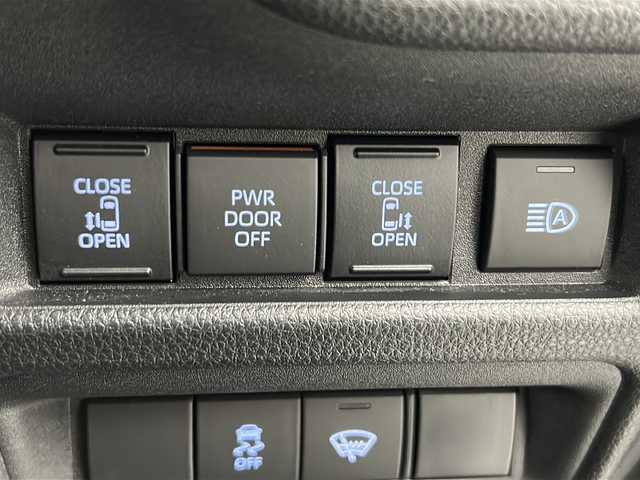 トヨタ シエンタ ハイブリッド Z 福島県 2023(令5)年 3.5万km アーバンカーキ ／禁煙車/／純正ナビ機能付きＤＡ/／ＥＴＣ/／１００電源/／バックカメラ/／両側電動スライドドア/／衝突軽減装置/／純正１５インチアルミホイール/／Ｂｌｕｅｔｏｏｔｈ/／オートライト１/／オートエアコン/／ＬＥＤヘッドライト