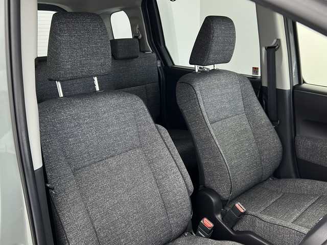 トヨタ シエンタ ハイブリッド Z 福島県 2023(令5)年 3.5万km アーバンカーキ ／禁煙車/／純正ナビ機能付きＤＡ/／ＥＴＣ/／１００電源/／バックカメラ/／両側電動スライドドア/／衝突軽減装置/／純正１５インチアルミホイール/／Ｂｌｕｅｔｏｏｔｈ/／オートライト１/／オートエアコン/／ＬＥＤヘッドライト