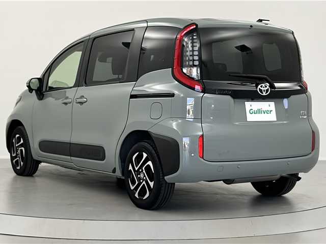 トヨタ シエンタ ハイブリッド Z 福島県 2023(令5)年 3.5万km アーバンカーキ ／禁煙車/／純正ナビ機能付きＤＡ/／ＥＴＣ/／１００電源/／バックカメラ/／両側電動スライドドア/／衝突軽減装置/／純正１５インチアルミホイール/／Ｂｌｕｅｔｏｏｔｈ/／オートライト１/／オートエアコン/／ＬＥＤヘッドライト