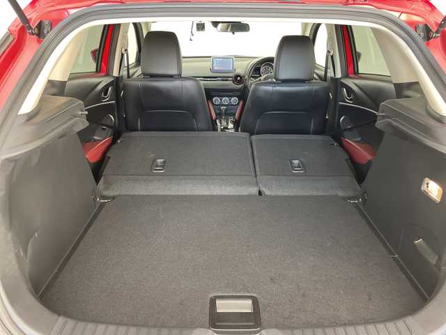 マツダ ＣＸ－３ XD ツーリング 愛知県 2015(平27)年 3万km ソウルレッドプレミアムメタリック 純正ナビ/クルーズコントロール/バックカメラ/ヘッドアップディスプレイ/純正アルミホイール/ブラインドスポットモニター/LEDヘッドライト/パドルシフト/ドライブレコーダー/ETC/衝突軽減システム/フルセグ/CD DVD/Bluetooth/ステアリングスイッチ/スマートキー/プッシュスタート