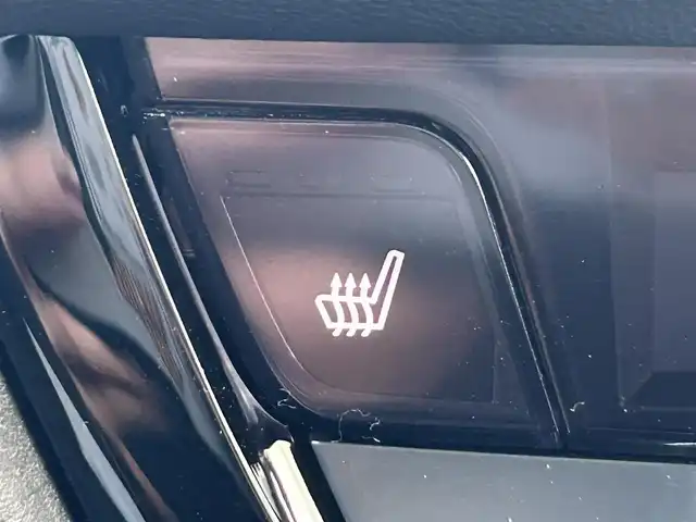 ホンダ ヴェゼル ハイブリッド e:HEV Z 兵庫県 2024(令6)年 1.5万km グレー 純正ディスプレイオーディオ/アップルカープレイ/アンドロイドオート/バックカメラ/前席シートヒーター/ステアリングヒーター/パワーバックドア/パドルシフト/ハーフレザーシート/ビルトインETC/ステアリングスイッチ/純正フロアマット/純正18インチAW/スマートキープッシュスタート