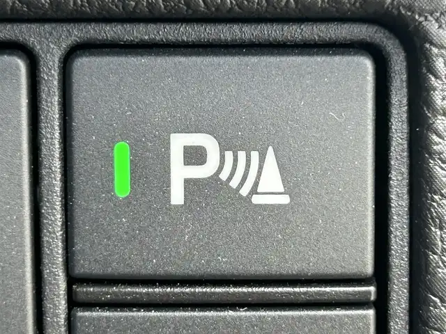 ホンダ ヴェゼル ハイブリッド e:HEV Z 兵庫県 2024(令6)年 1.5万km グレー 純正ディスプレイオーディオ/アップルカープレイ/アンドロイドオート/バックカメラ/前席シートヒーター/ステアリングヒーター/パワーバックドア/パドルシフト/ハーフレザーシート/ビルトインETC/ステアリングスイッチ/純正フロアマット/純正18インチAW/スマートキープッシュスタート