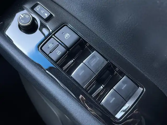 トヨタ ヴェルファイア ゴールデンアイズⅡ 千葉県 2021(令3)年 2.7万km ブラック ワンオーナー/モデリスタエアロ(F/S/R)/純正オプションナビ/・CD/DVD/Bluetooth/フルセグTV/純正12.1インチフリップダウンモニター/バックカメラ/両後パワースライドドア/パワーバックドア/トヨタセーフティーセンス/・プリクラッシュセーフティー/・レーンディパーチャーアラート/・パーキングサポートブレーキ/・ロードサインアシスト/・オートマチックハイビーム/・アダプティブクルーズコントロール/社外20インチアルミホイール【REIHEN】/スマートキー/前後コーナーセンサー/AC100V100W電源/純正LEDヘッドライト/フォグランプ/ビルトインETC/社外レザー調シートカバー/黒木目調パネル/サイド＆カーテンエアバッグ/ニーエアバッグ/新車時保証書＆取扱説明書